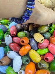 Madamella - AHŞAP RENKLİ BONCUK SİLİNDİR MODEL 28 MM. MİX