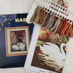 Madamella - ETAMIN EMBROIDERY SET 40 X 50 CM 0144