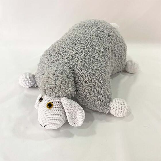 LITTLE LAMB KNITTED PILLOW