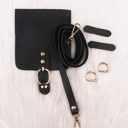 LEATHER WALLET KIT WITH HANGING CLOSURE 11 X 12 CM. - Thumbnail