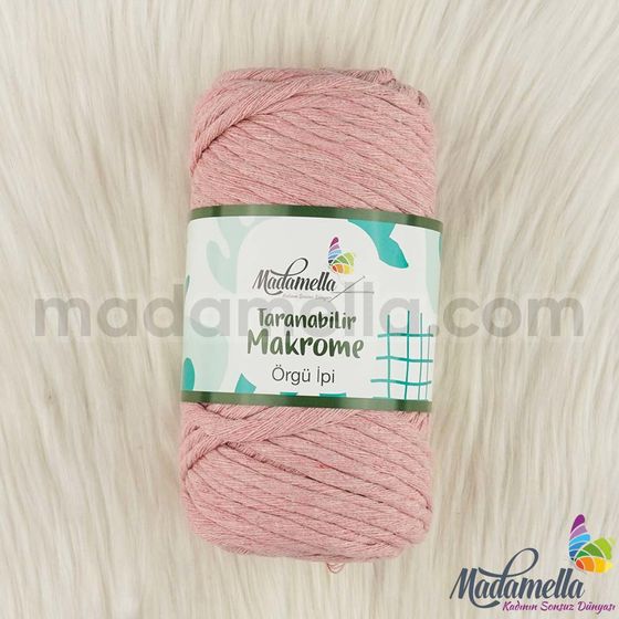 MADAMELLA SCROLLABLE MACROME THREAD 50 LAYERS 250 GR.