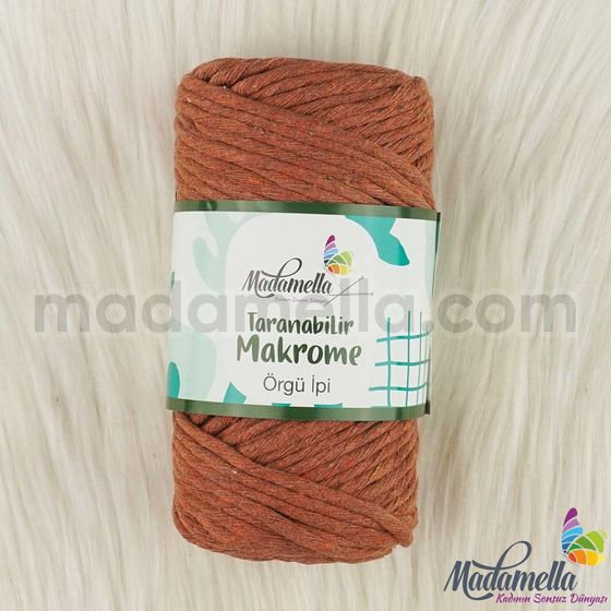 MADAMELLA SCROLLABLE MACROME THREAD 50 LAYERS 250 GR.