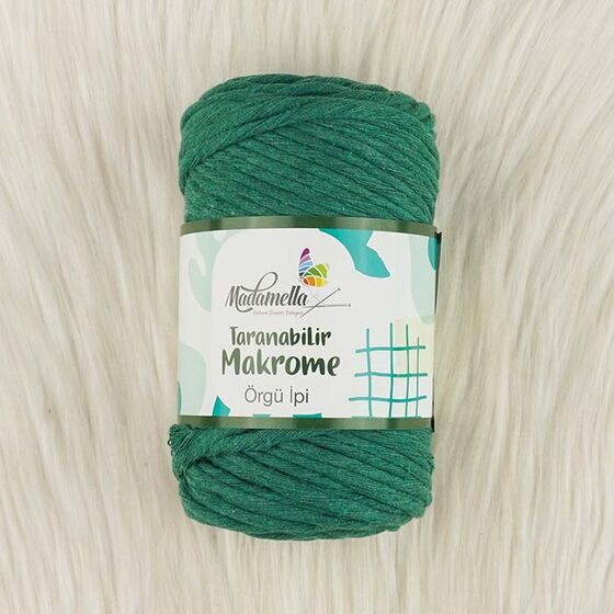 MADAMELLA SCROLLABLE MACROME THREAD 50 LAYERS 250 GR.