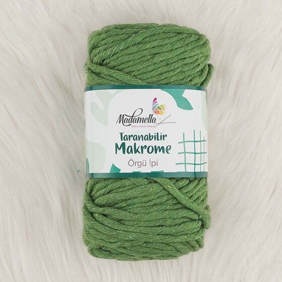 MADAMELLA SCROLLABLE MACROME THREAD 50 LAYERS 250 GR.