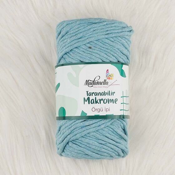 MADAMELLA SCROLLABLE MACROME THREAD 50 LAYERS 250 GR.