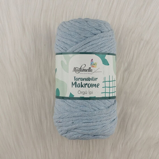 MADAMELLA SCROLLABLE MACROME THREAD 50 LAYERS 250 GR.