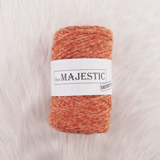 MAJESTİC VELVET XL KADİFE GÖRÜNÜMLÜ TURUNCU MAKROME İPİ 250 GR