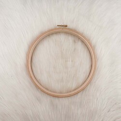 ŞİRİN - SIRIN SCREW WOOD EMBROIDERY HOOP 24 MM.NO:6 DIAMETER:22.5 CM