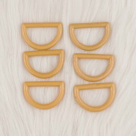 PLASTIC D RING (6 PIECE)