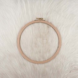 ŞİRİN - SIRIN SCREW WOOD EMBROIDERY HOOP 8 MM.NO:6 DIAMETER:23 CM