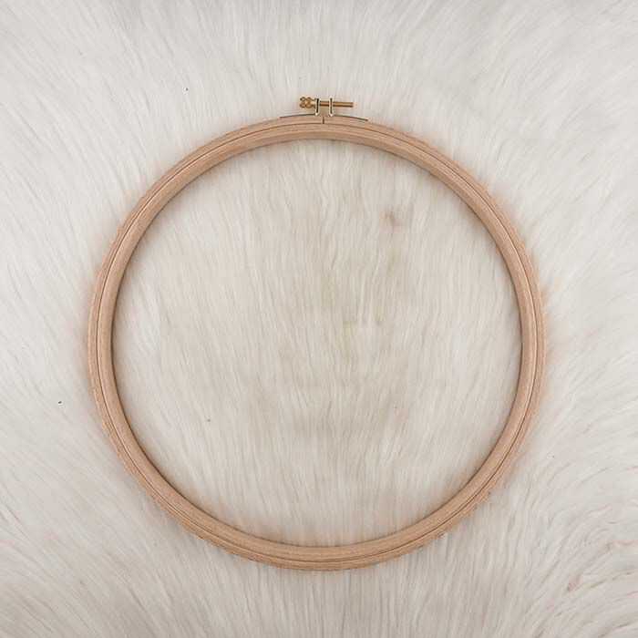 Şirin Vidalı Ahşap Nakış Kasnağı 17 Mm.no:10  209