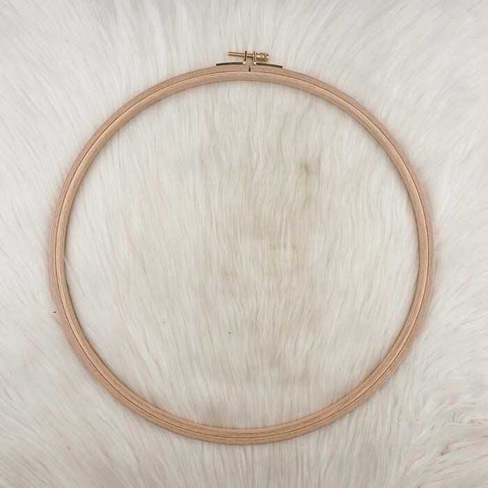 Şirin Vidalı Ahşap Nakış Kasnağı 8 Mm.no:10 202