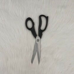 Madamella - YABALI YBL-070 PLASTIC HANDLE TITANIUM SCISSORS NO:5 17.50 CM